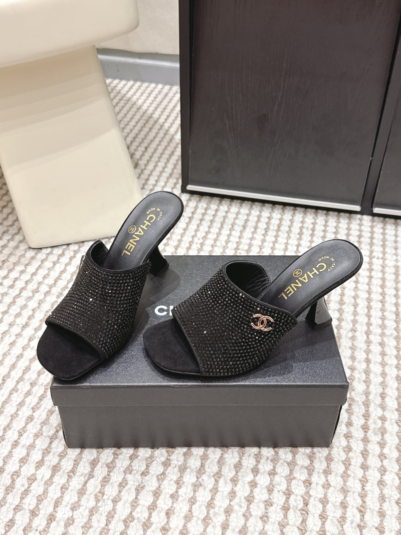 Шлепанцы Chanel черные с кристаллами