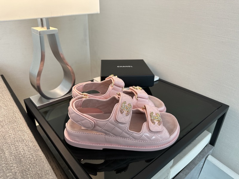 Сандалии женские розовые со стеганым узором Chanel