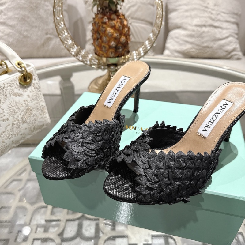 Женские шлепанцы Aquazzura с цветочным декором