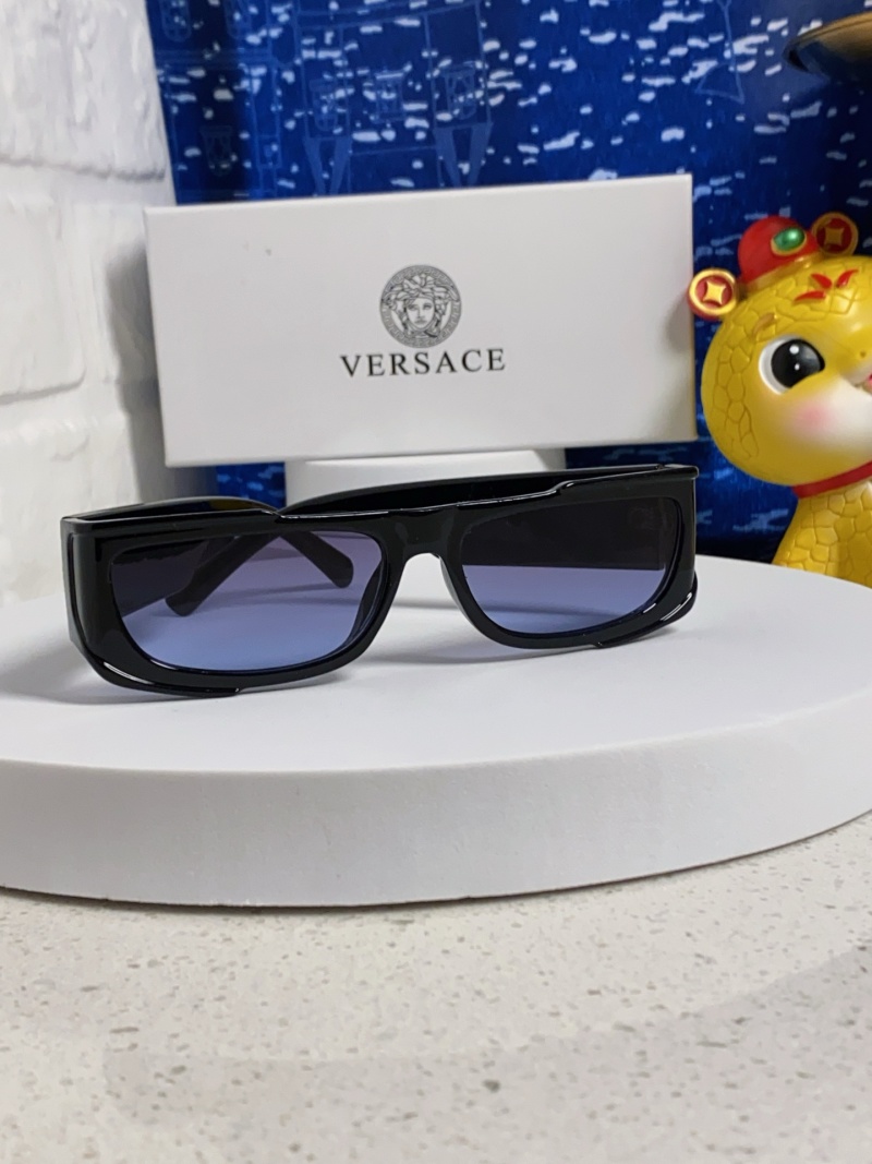 Солнцезащитные очки Versace черный цвет прямоугольная оправа