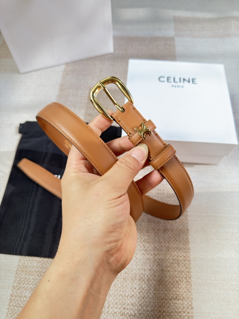 Коженый пояс Celine Taurillon с золотой пряжкой
