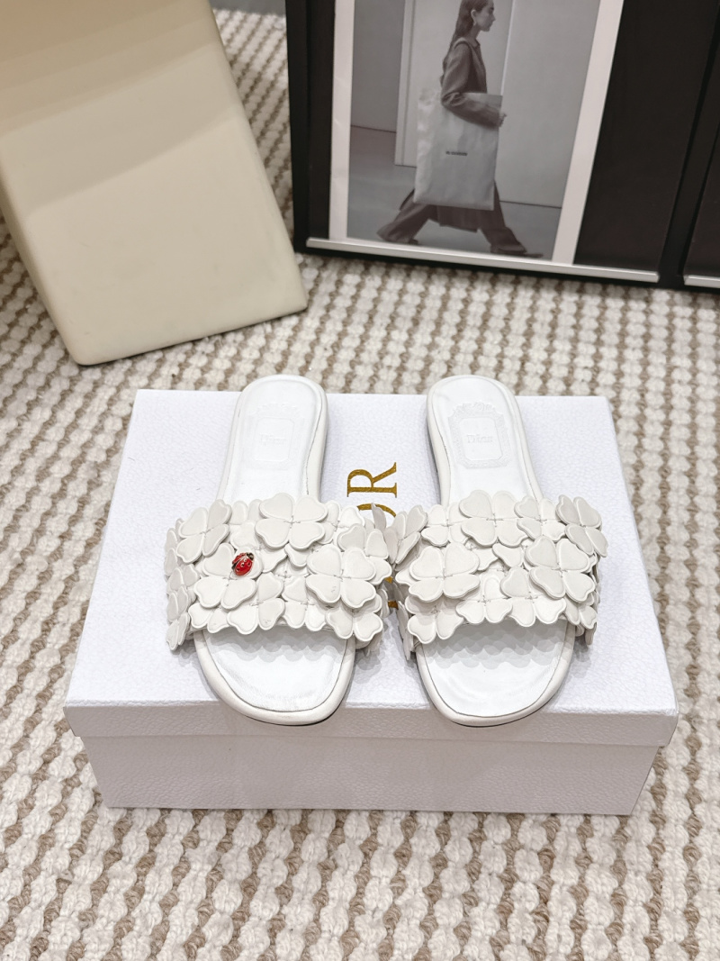 Женские кожаные сандалии Dior D-Club с декором клевер