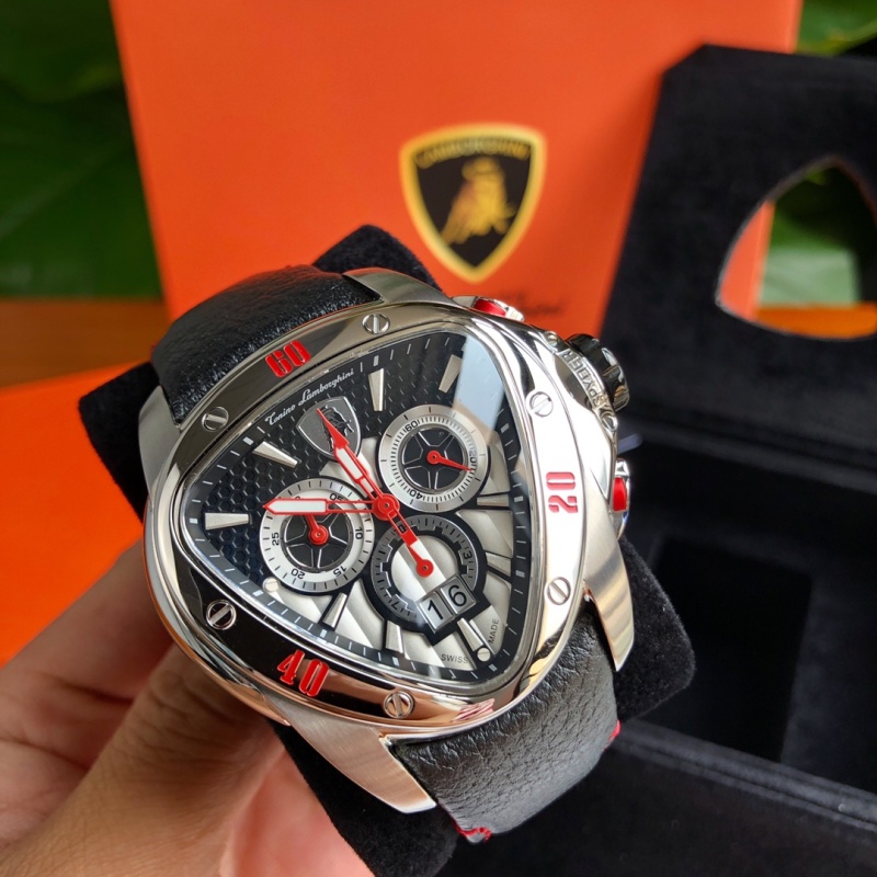 Часы Tonino Lamborghini