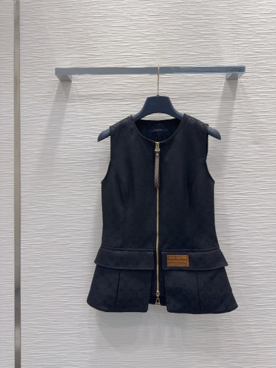 Жилет Louis Vuitton