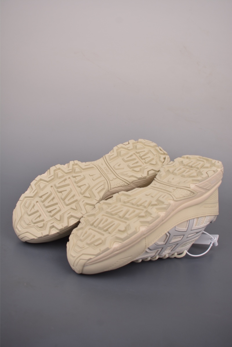 Кроссовки Asics