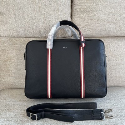Кожаный портфель Bally с ремнем