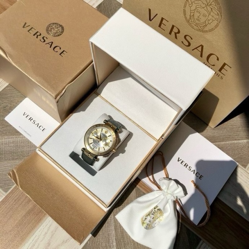 Часы Versace