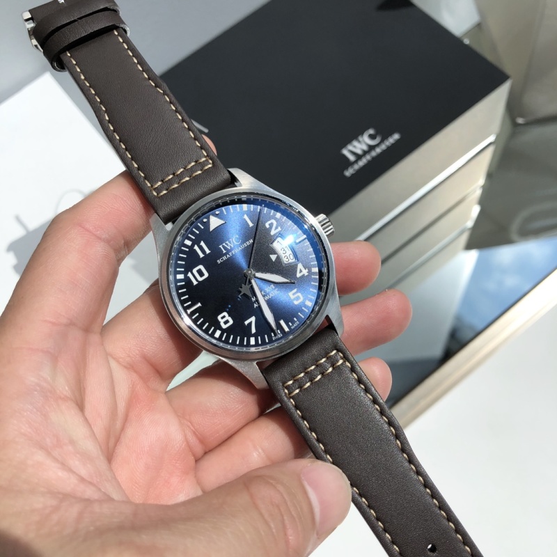 Часы IWC