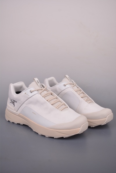 Кроссовки Arc'teryx