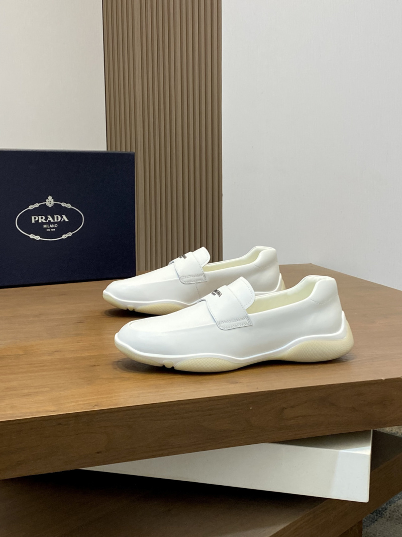 Мужские слипоны Prada