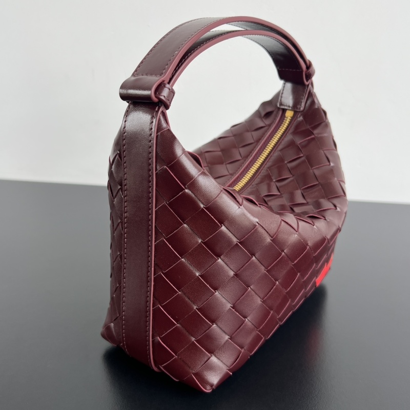 Сумка Bottega Veneta Intrecciato Valentine's Day Edition