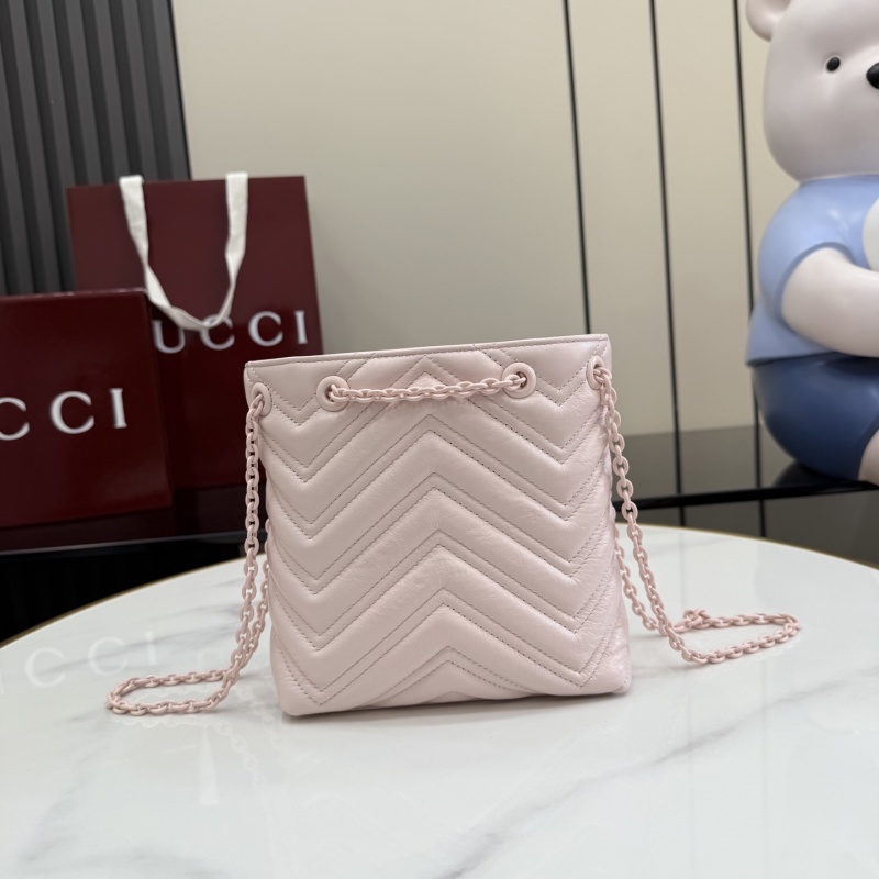 Сумка Gucci розовая с цепочкой