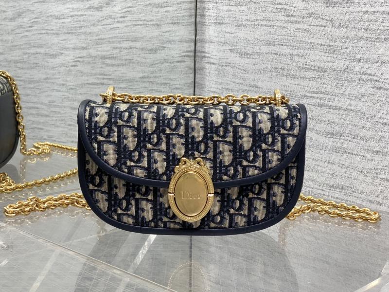 Сумка кросс-боди Dior с золотой цепью