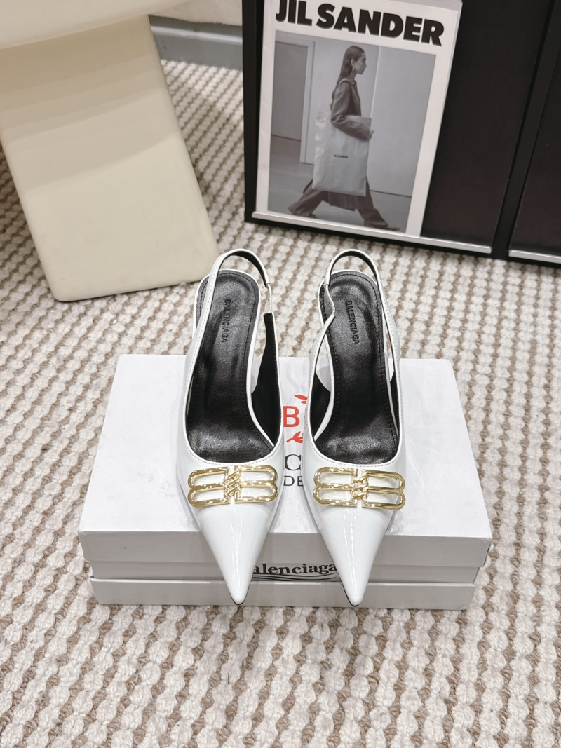 Женские туфли Balenciaga белые лаковые на каблуке
