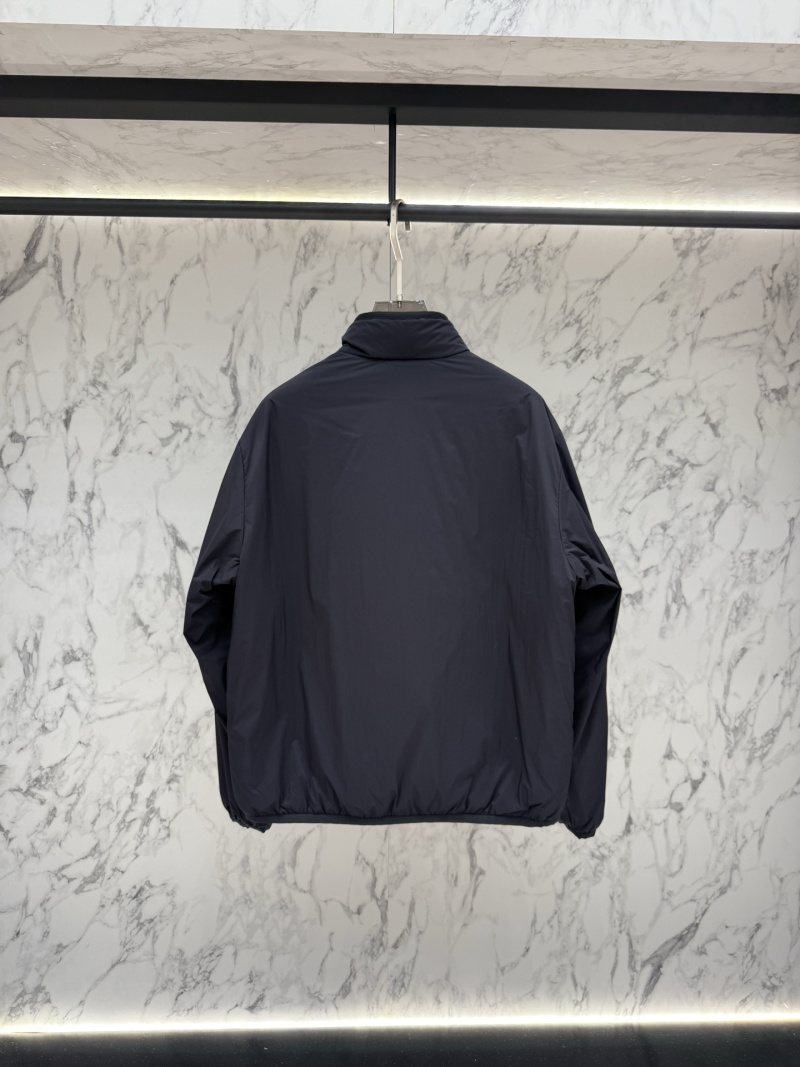 Пуховик Moncler
