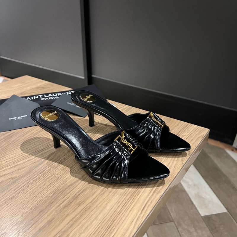 Мюли Saint Laurent черные с пряжкой YSL