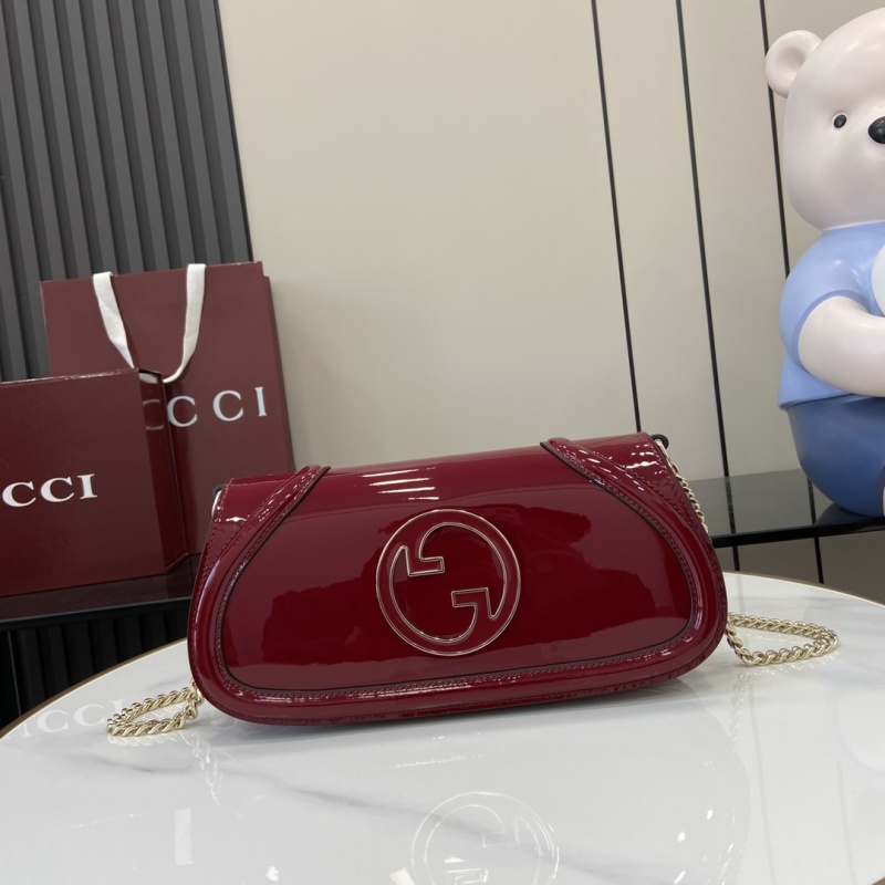 Сумка Gucci красная лаковая с цепочкой