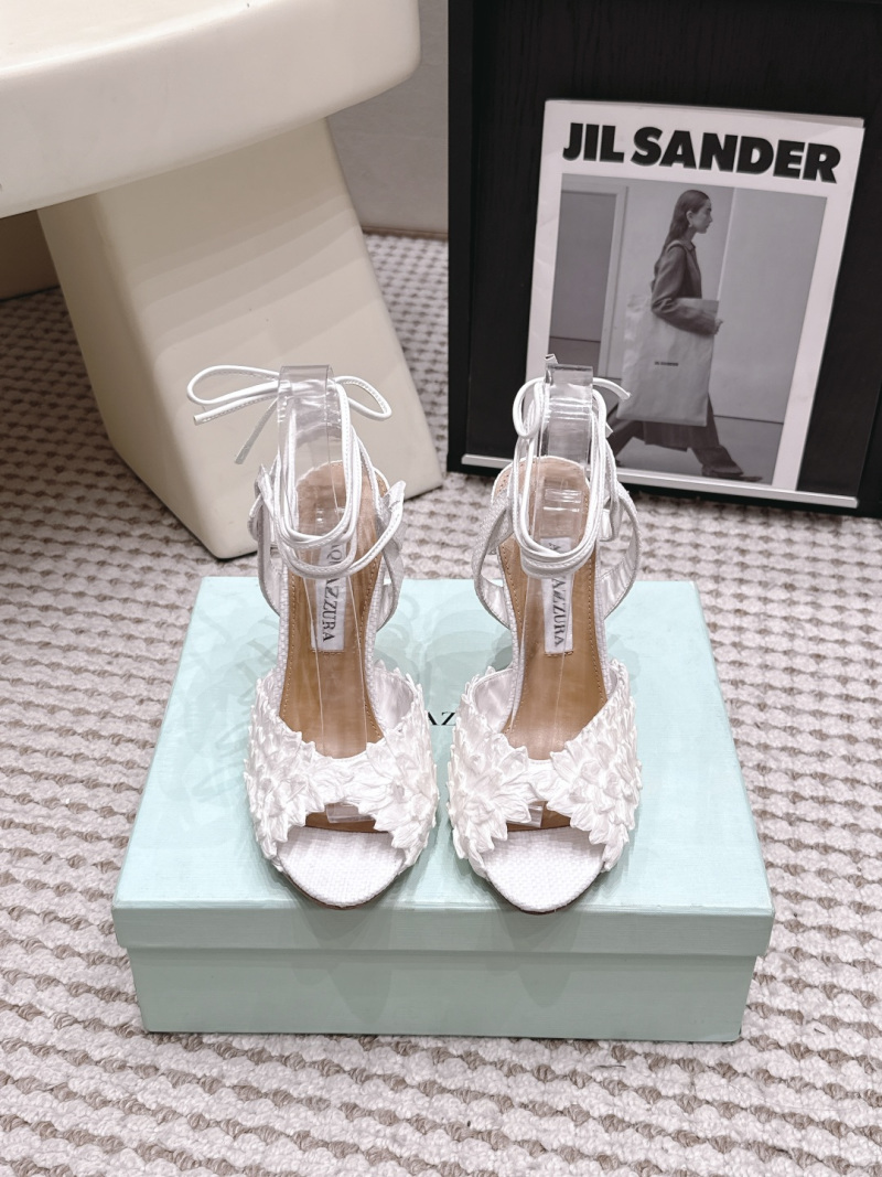 Женские босоножки Aquazzura с цветочным декором