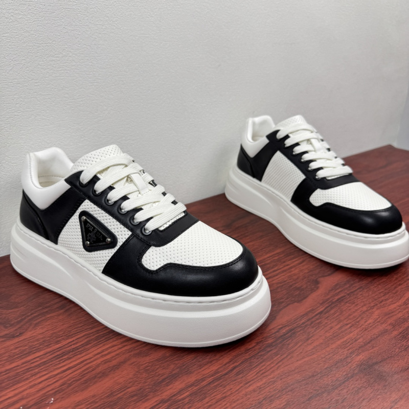 Мужские кроссовки Prada