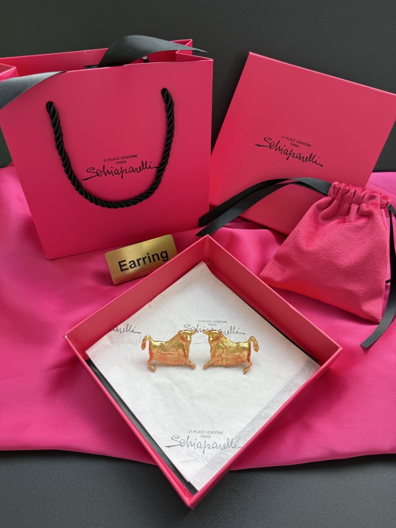 Серьги в виде львов Schiaparelli