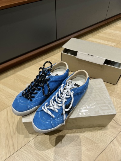 Кроссовки Golden Goose