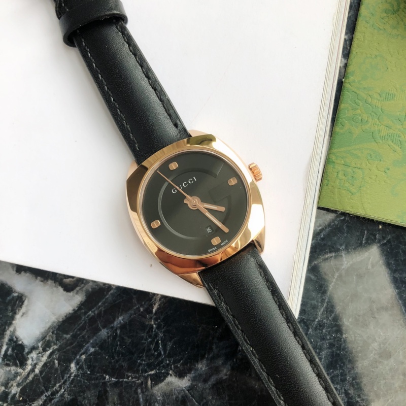 Часы Gucci