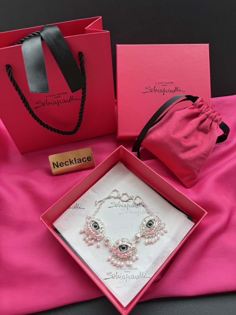 Браслет Schiaparelli с глазами