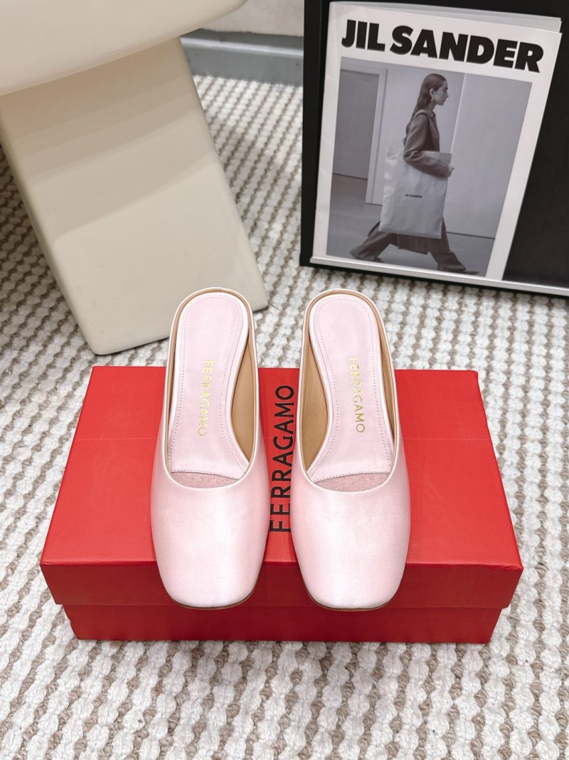Женские розовые мюли с кожаным верхом Ferragamo