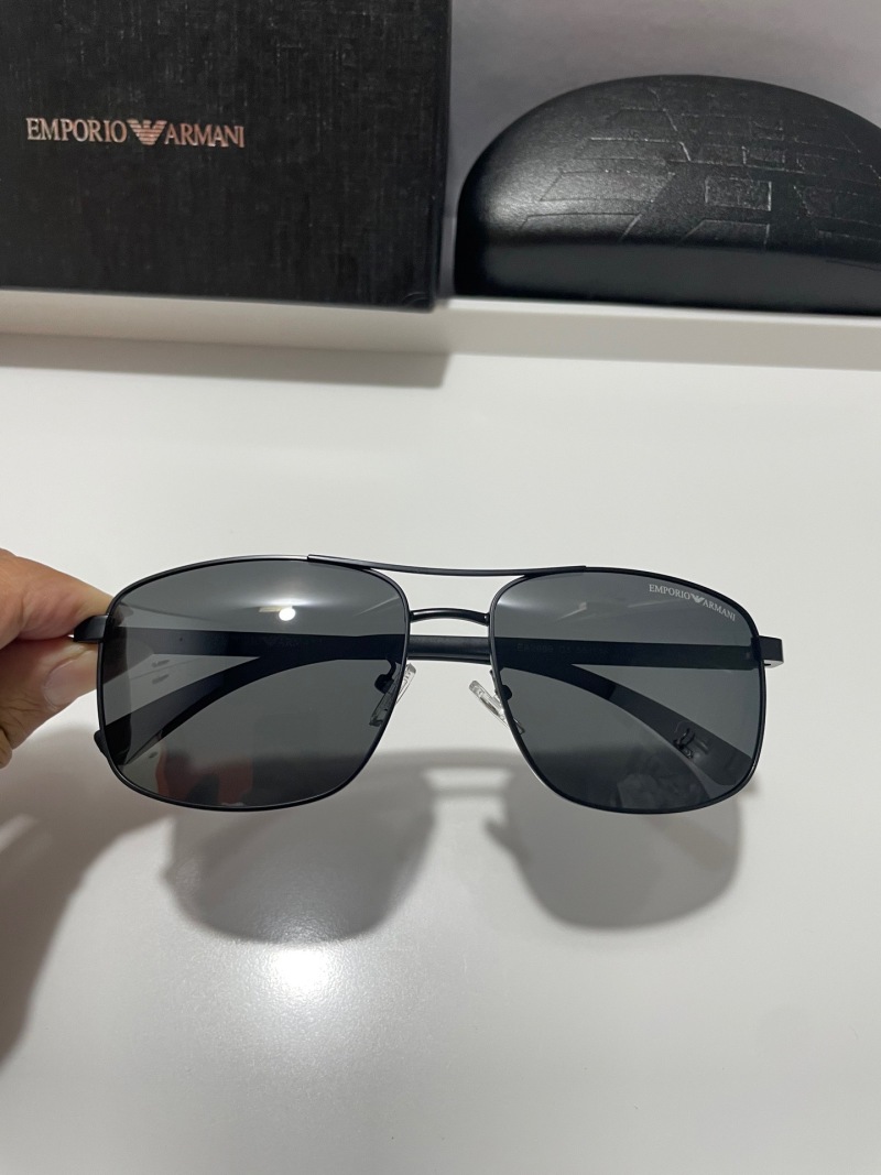 Солнцезащитные очки EMPORIO ARMANI поляризационные унисекс
