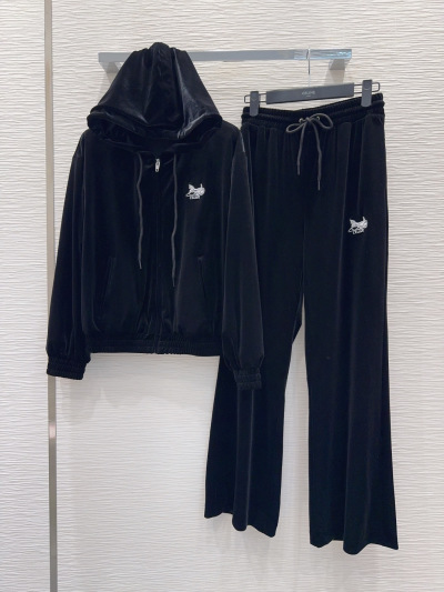 Спортивный костюм Celine