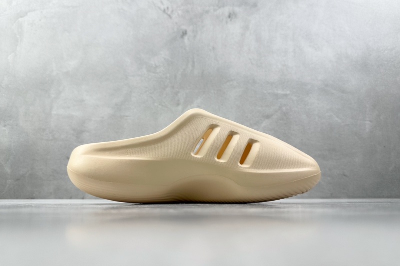 Кроссовки Adidas Originals adiFOM Infinity