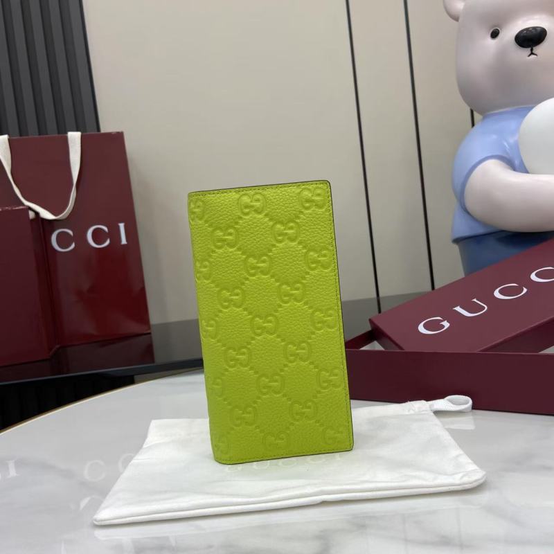 Портмоне Gucci с монограммой лимонный цвет