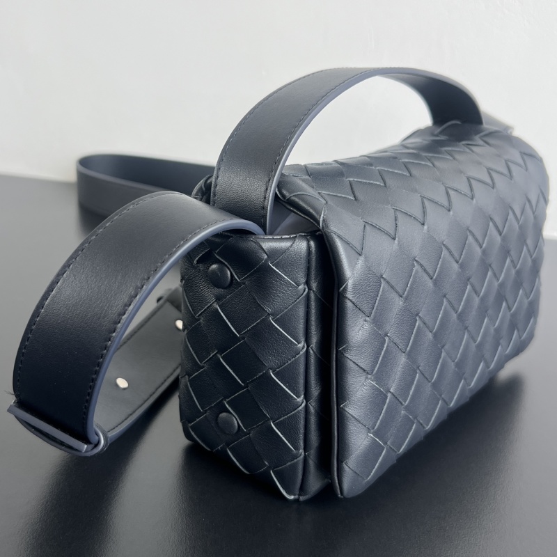 Сумка-кроссбоди Bottega Veneta