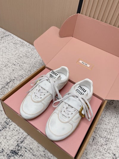 Женские кроссовки Miu Miu в стиле винтаж