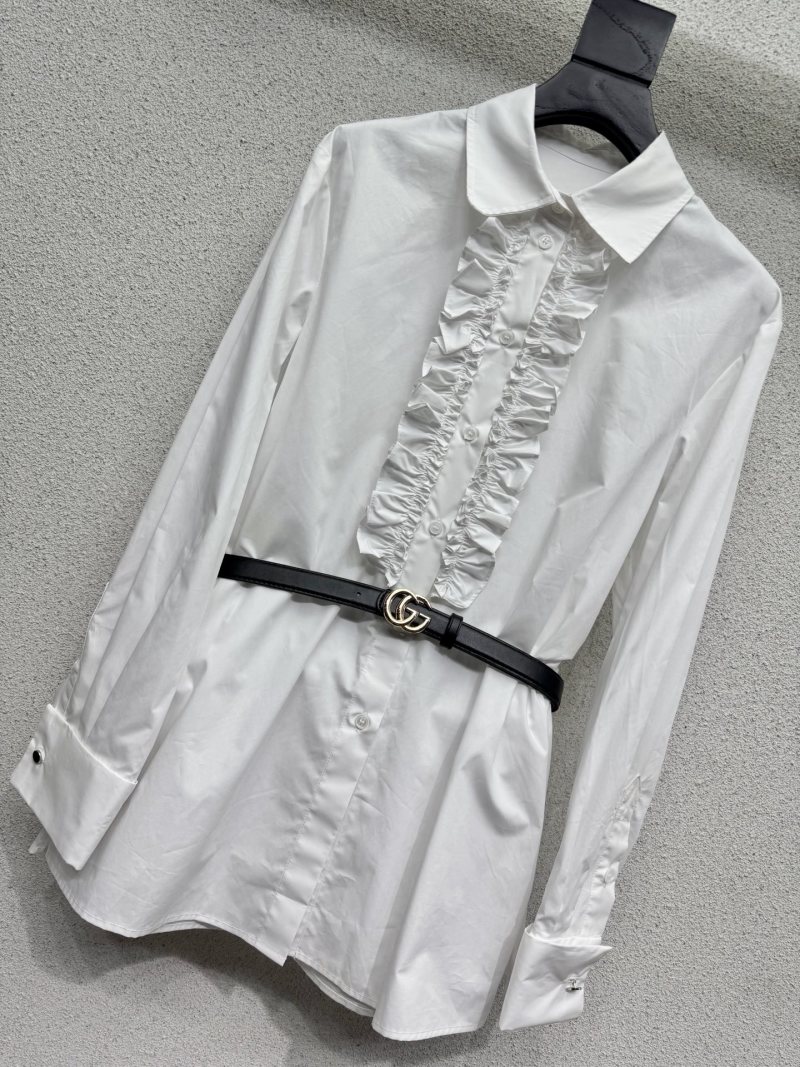 Белая рубашка с рюшами и поясом Gucci
