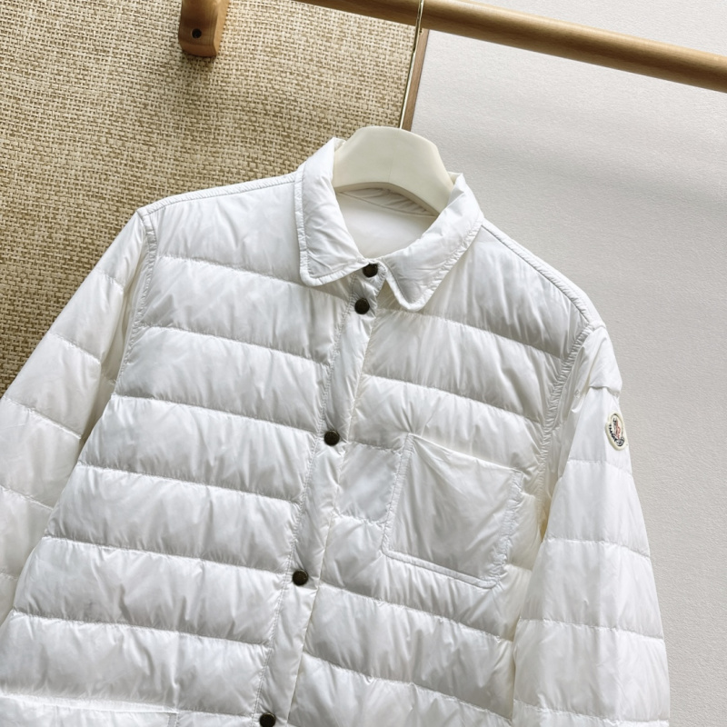Пуховик Moncler