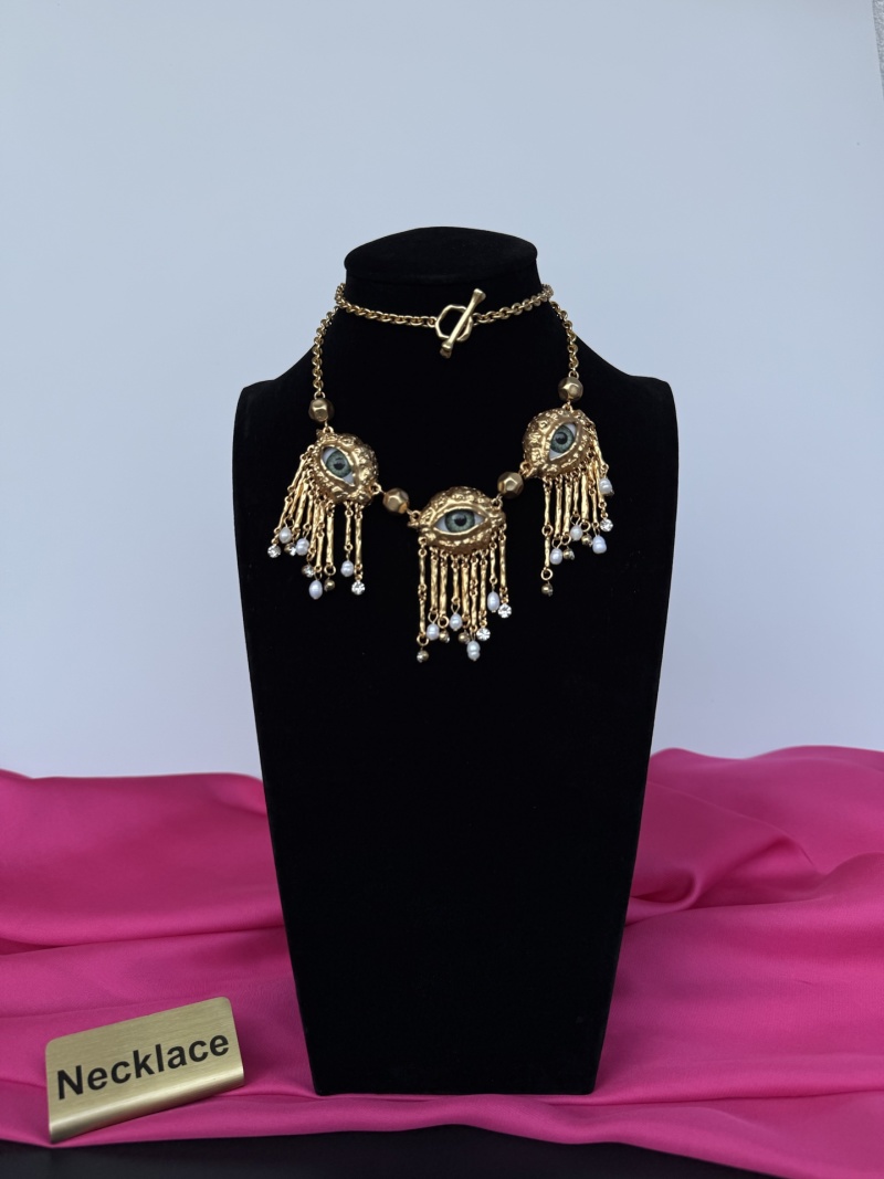 Нарядное колье с глазами и бусинами Schiaparelli