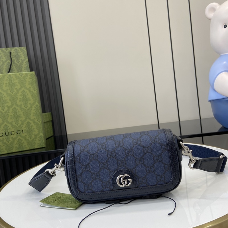 Сумка Gucci с монограммой и ремнем