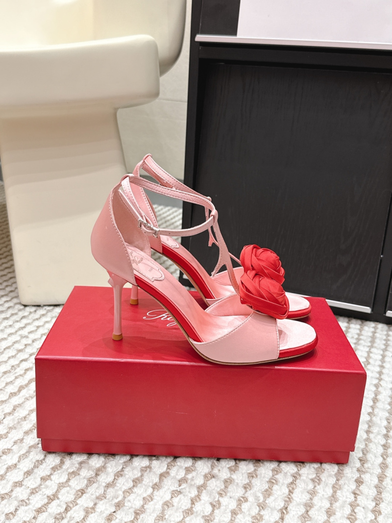 Женские босоножки Roger Vivier с декором в виде роз