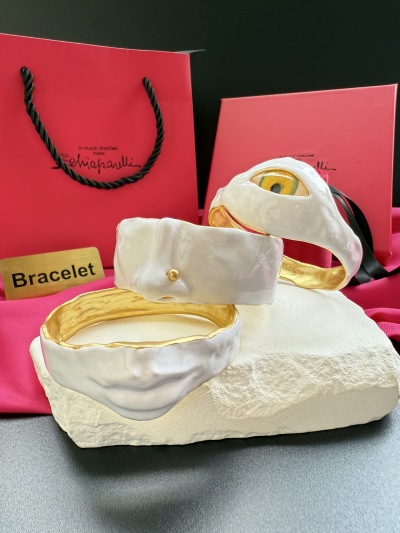 Браслет Schiaparelli