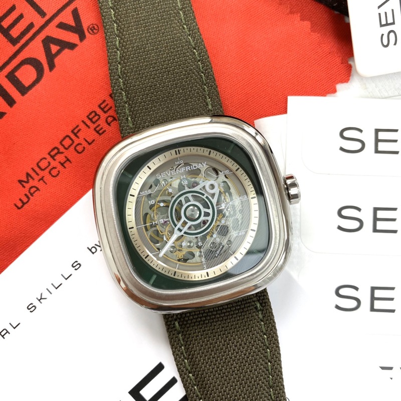 Часы SevenFriday