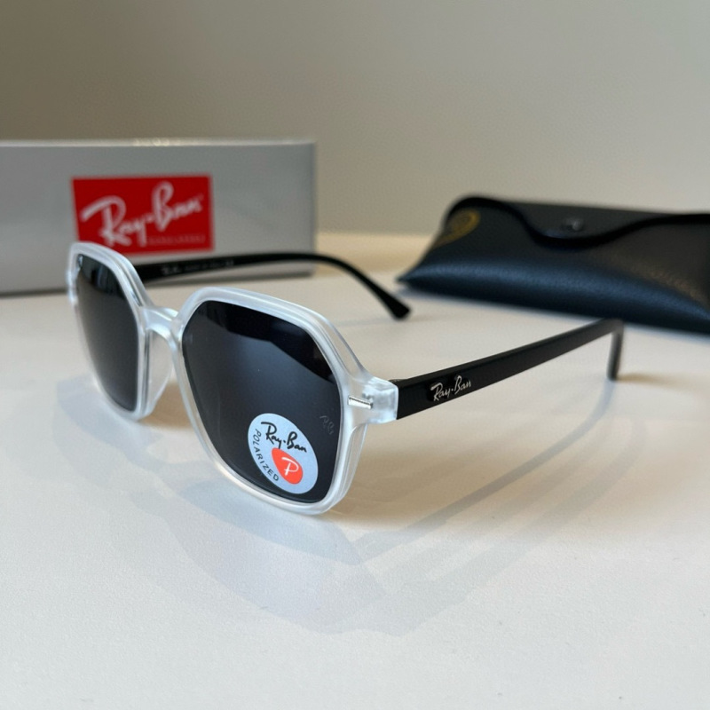 Солнечные очки Ray-Ban F35103