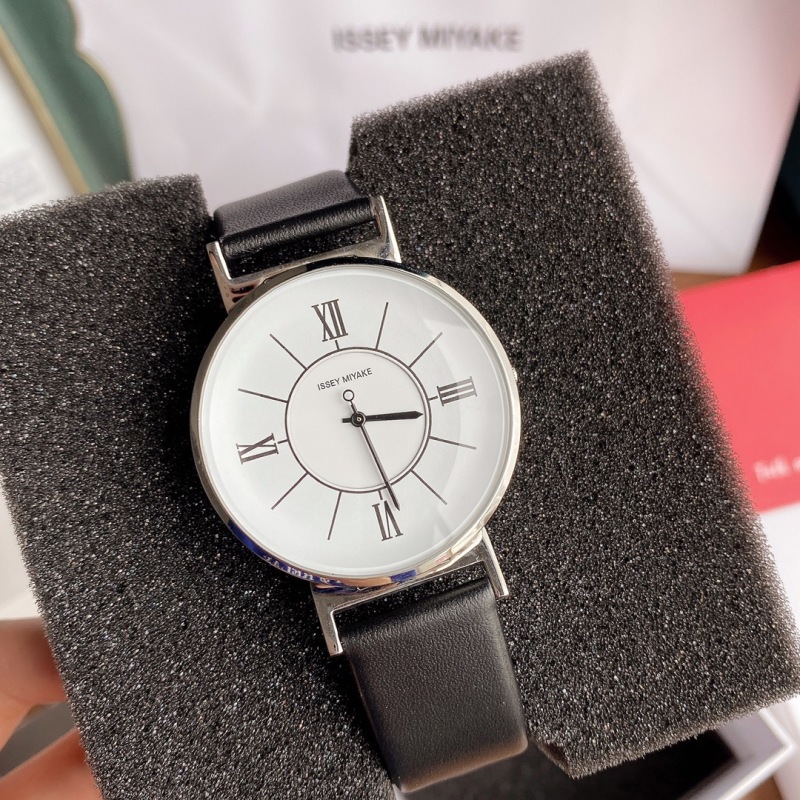 Часы Issey Miyake