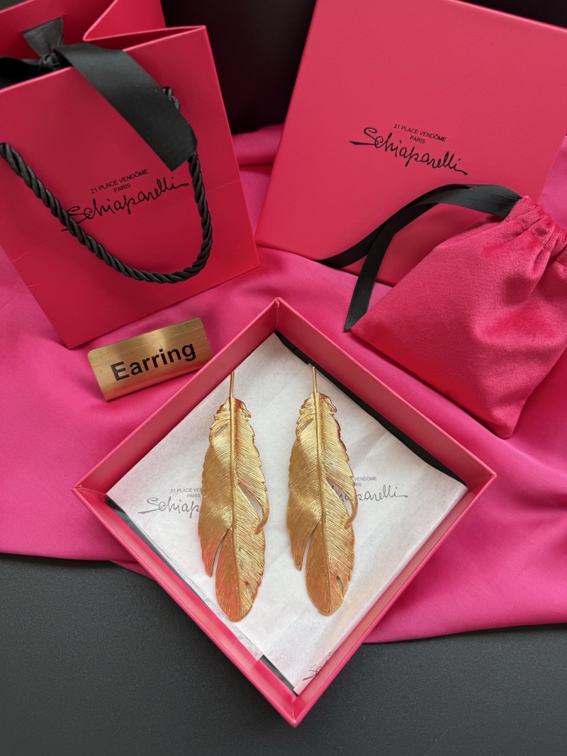 Серьги в виде перьев Schiaparelli