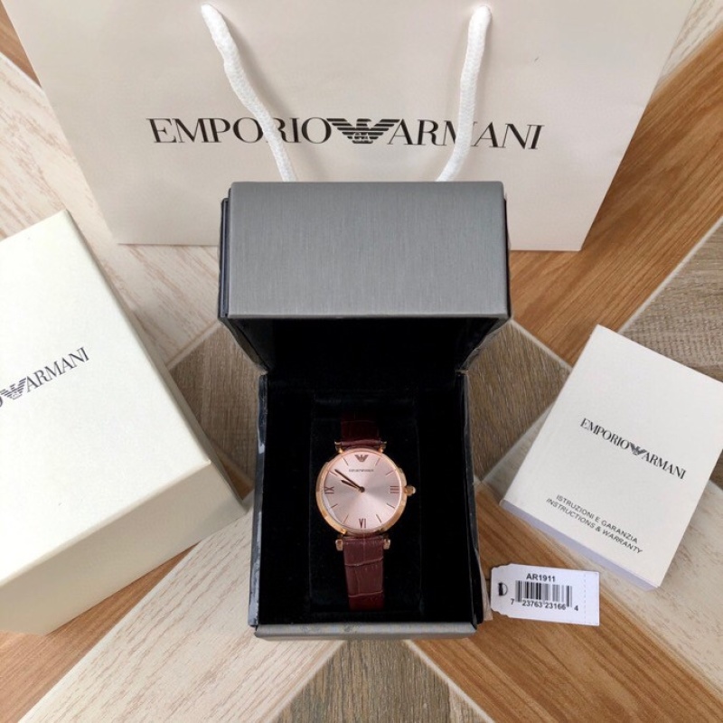 Часы Armani