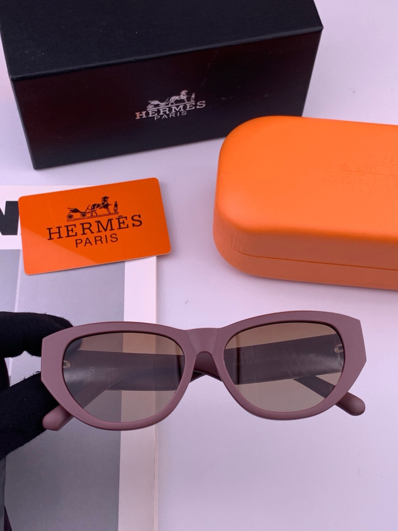 Солнцезащитные очки в квадратной оправе Hermès