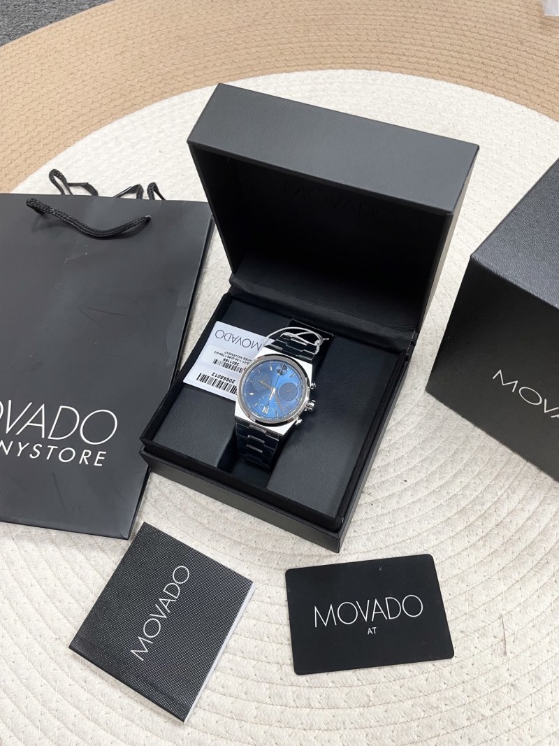 Часы Movado
