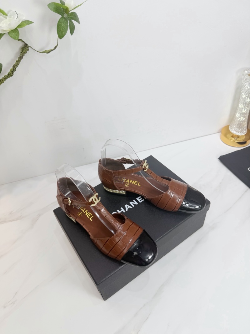 Женские туфли Chanel, коричневые с черным носком