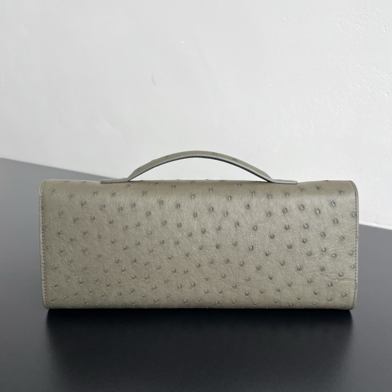 Вечерняя сумка из страусиной кожи Bottega Veneta