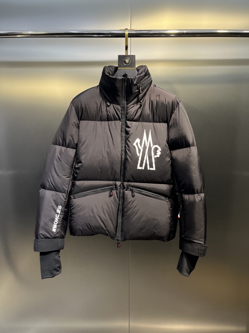 Пуховик Moncler